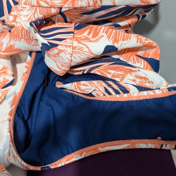 Tropical Escape Women's Plus One - Piece Swimsuit Palm Trees Size 22W - Picture 15 of 16